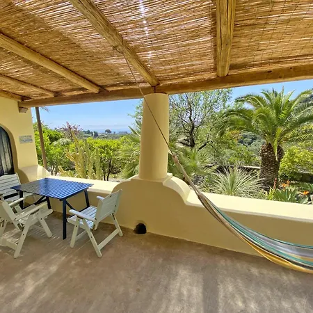Casa Scirocco ליפארי